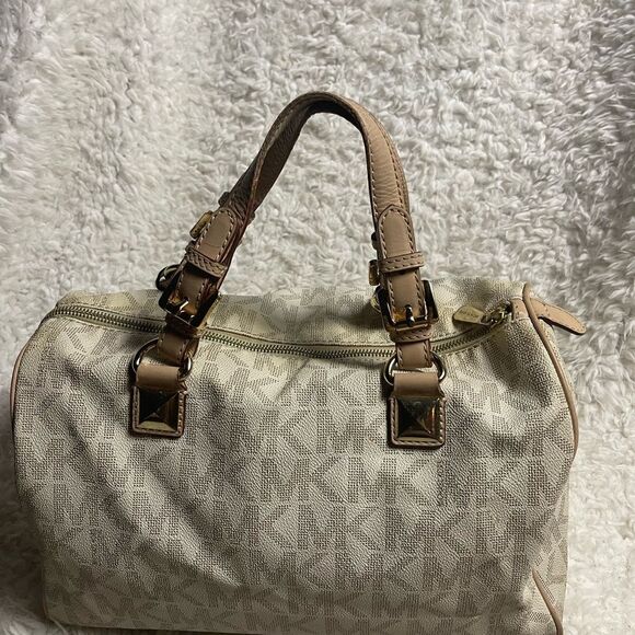Michael Kors Grayson Satchel Monogram cream and tan straps . - Picture 7 of 15